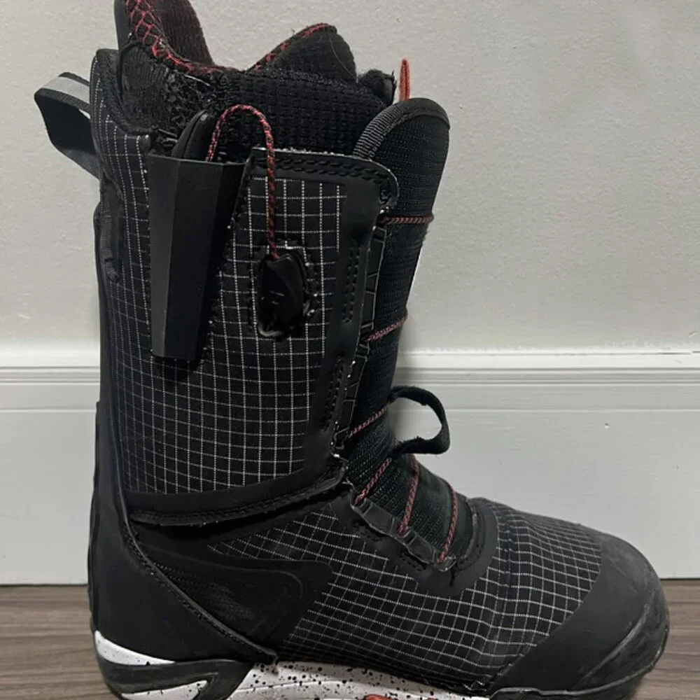 $695 Burton SLX Snowboard Boots! 7.5 Black Grid Great Condition Top of the Line